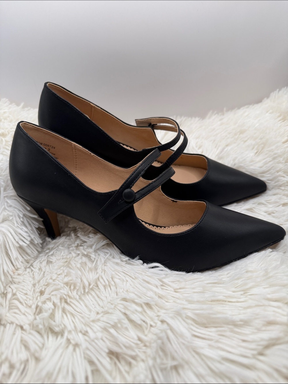 Journee Collection Black Pointed Sidney Heels with Double Straps - Picture 2 of 7